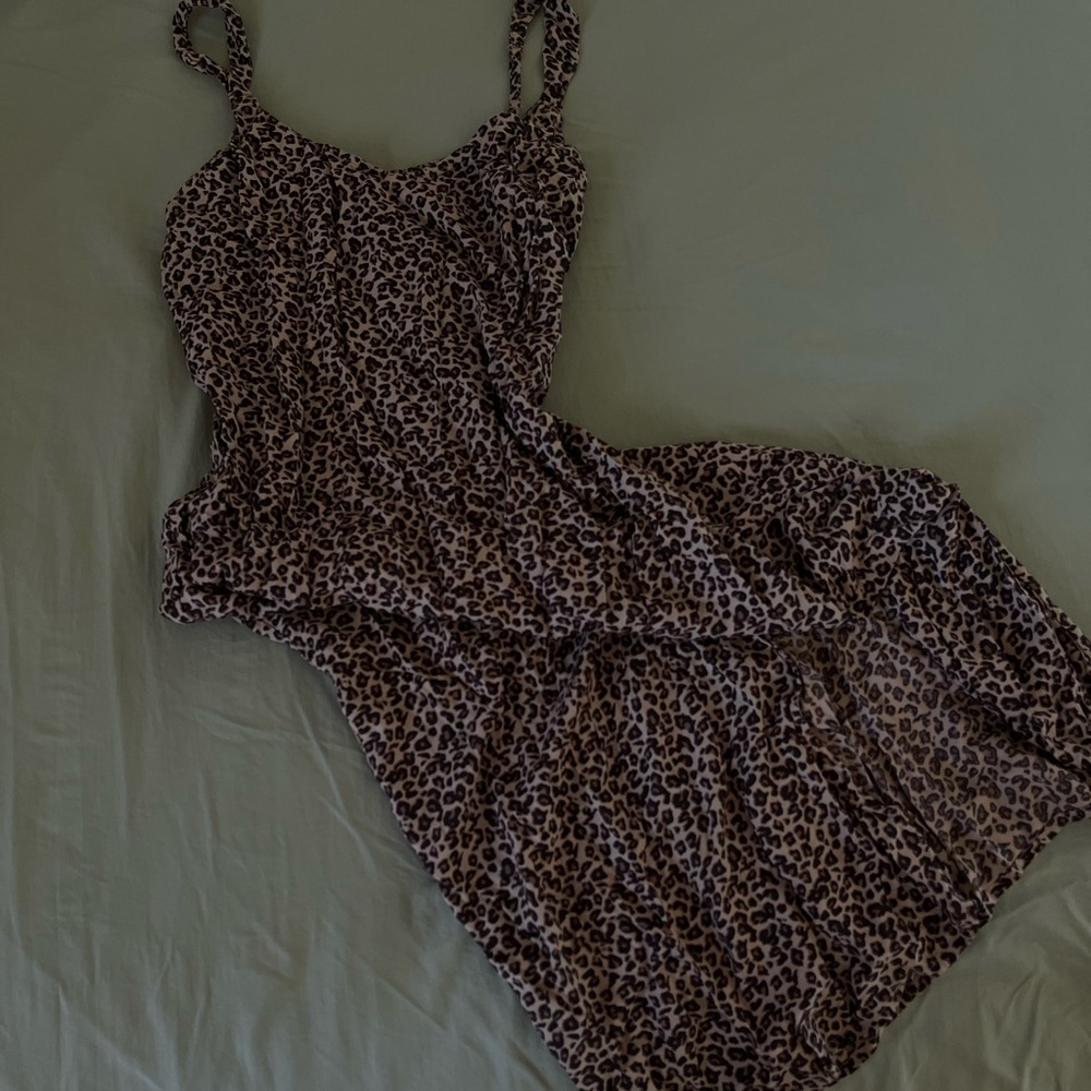 midi leopard dress